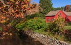 Red_House_by_the_River.jpg